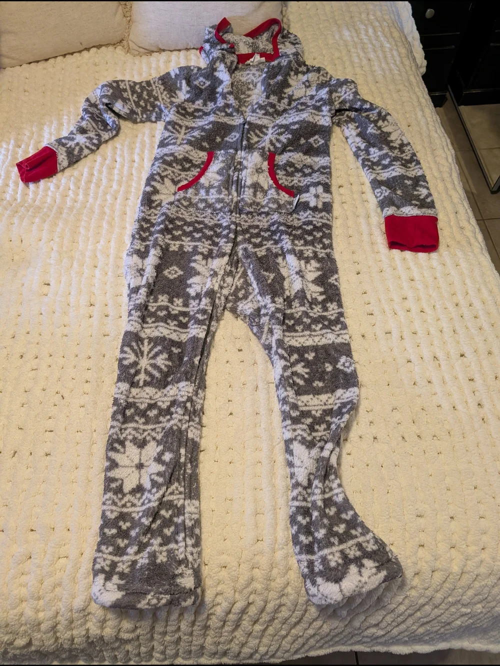 Kids 8-10 Grey Snowflake Hooded One-Piece Pajamas with Red Accents